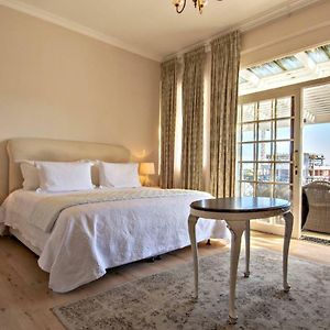 Luxury King Room